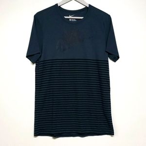 Nike Youth Boys The Nike Tee Striped Athletic Short Sleeve T Shirt Size Medium